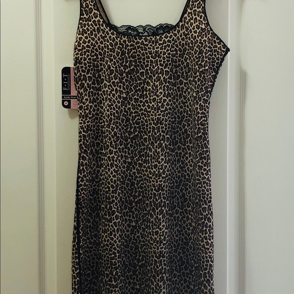 ♥️ Shapewear full body slip leopard w lace detail - Picture 4 of 6